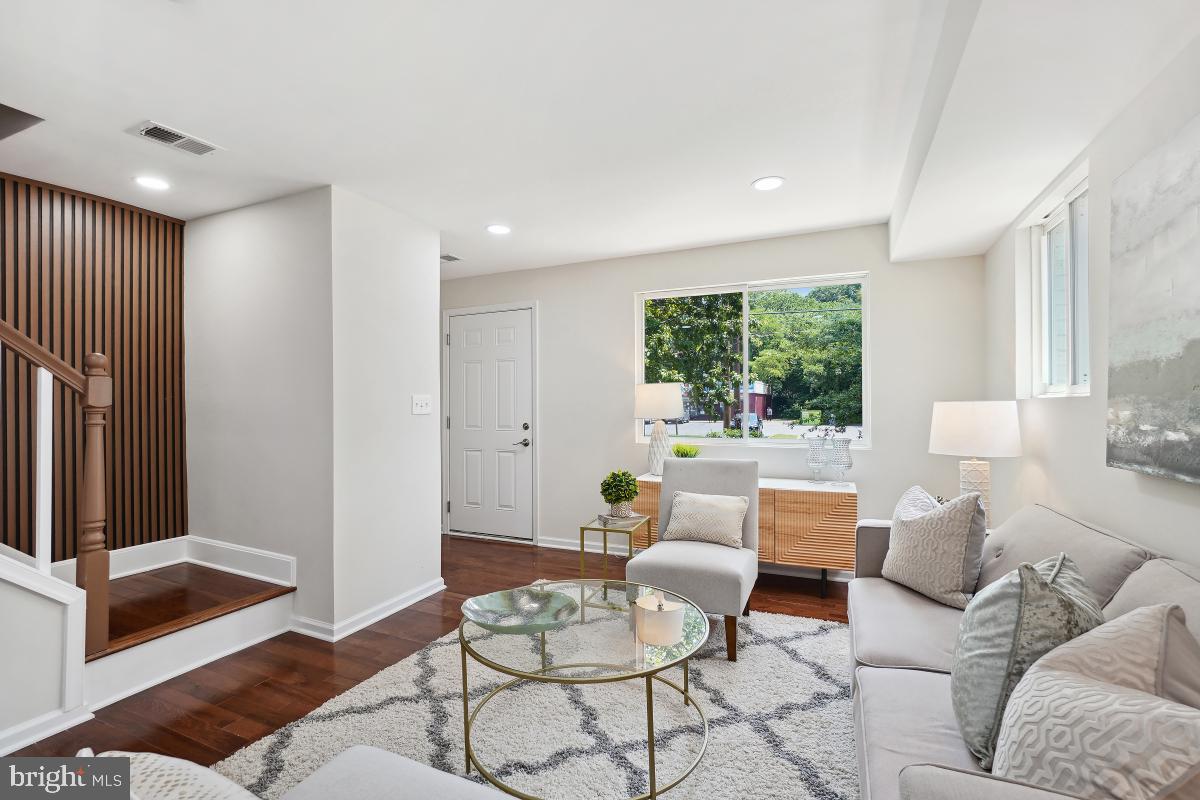 4224 SOUTHERN AVE SE, WASHINGTON, District Of Columbia 20019, 3 Bedrooms Bedrooms, ,2 BathroomsBathrooms,Residential,For sale,4224 SOUTHERN AVE SE,DCDC2206106 MLS # DCDC2206106