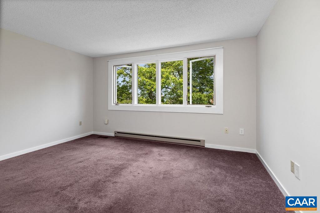 18 BRIARWOOD LN, WINTERGREEN RESORT, Virginia 22967, 2 Bedrooms Bedrooms, ,2 BathroomsBathrooms,Residential,For sale,18 BRIARWOOD LN,665791 MLS # 665791