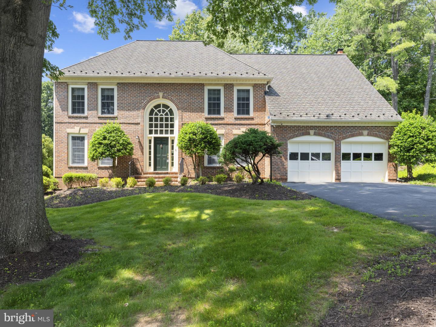 11102 BOWEN AVE, GREAT FALLS, Virginia 22066, 4 Bedrooms Bedrooms, ,3 BathroomsBathrooms,Residential,For sale,11102 BOWEN AVE,VAFX2247882 MLS # VAFX2247882