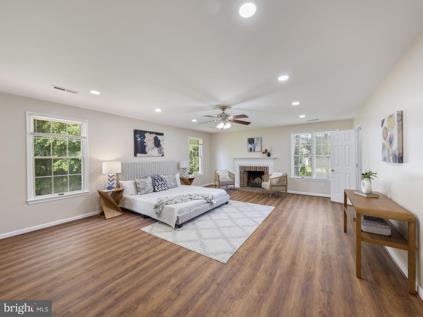 11102 BOWEN AVE, GREAT FALLS, Virginia 22066, 4 Bedrooms Bedrooms, ,3 BathroomsBathrooms,Residential,For sale,11102 BOWEN AVE,VAFX2247882 MLS # VAFX2247882