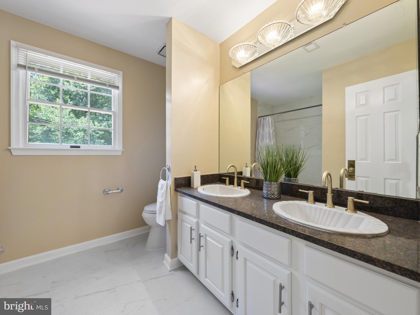 11102 BOWEN AVE, GREAT FALLS, Virginia 22066, 4 Bedrooms Bedrooms, ,3 BathroomsBathrooms,Residential,For sale,11102 BOWEN AVE,VAFX2247882 MLS # VAFX2247882