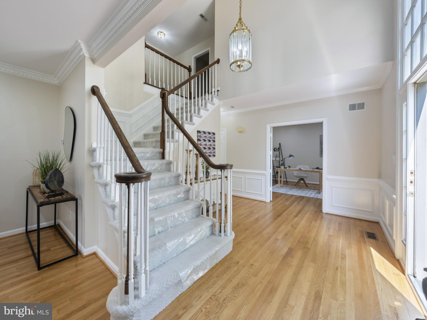 11102 BOWEN AVE, GREAT FALLS, Virginia 22066, 4 Bedrooms Bedrooms, ,3 BathroomsBathrooms,Residential,For sale,11102 BOWEN AVE,VAFX2247882 MLS # VAFX2247882