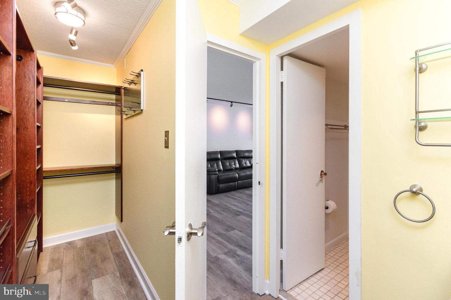 2500 N VAN DORN ST #916, ALEXANDRIA, Virginia 22302, ,1 BathroomBathrooms,Residential,For sale,2500 N VAN DORN ST #916,VAAX2043330 MLS # VAAX2043330