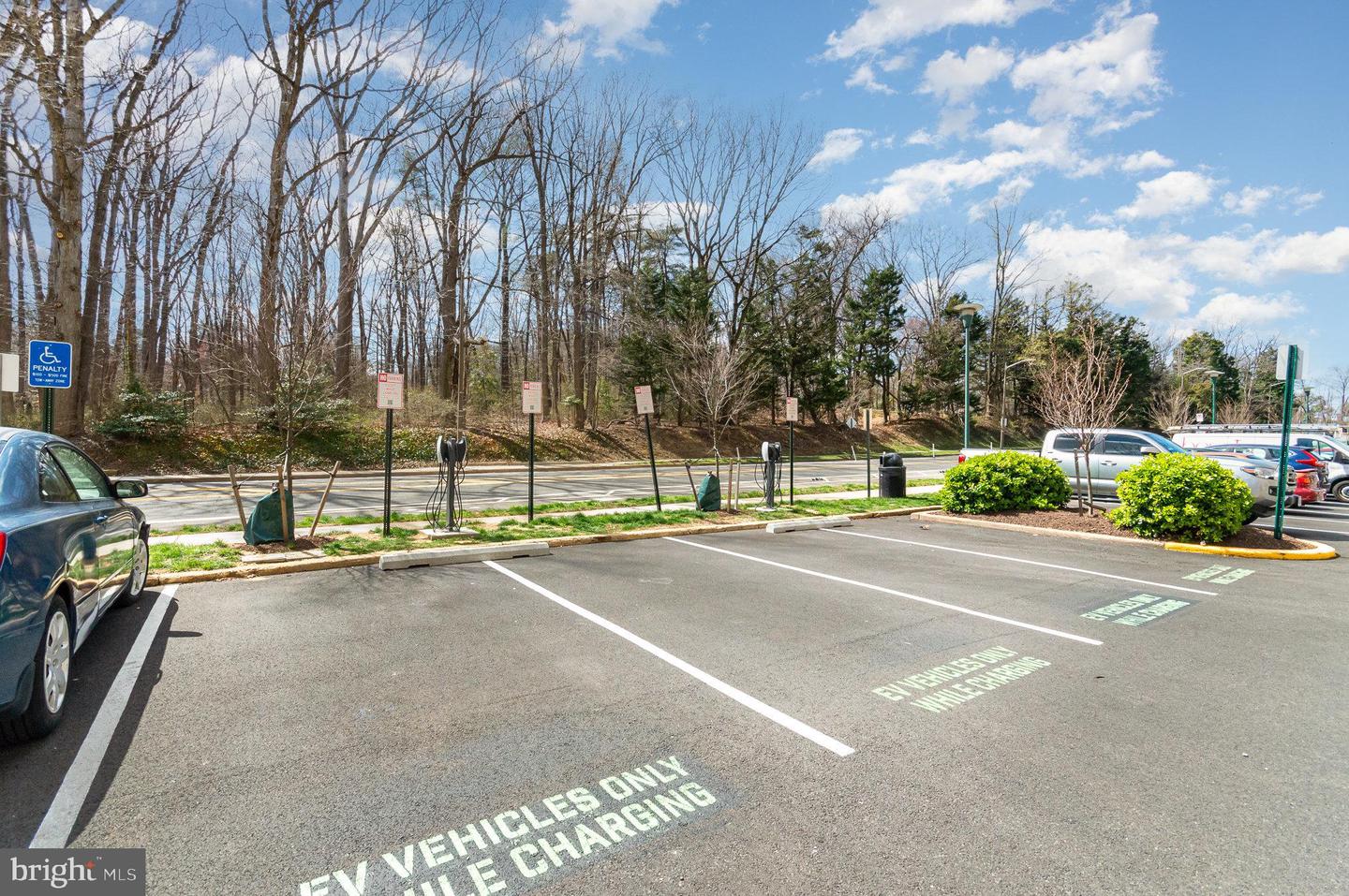 2500 N VAN DORN ST #916, ALEXANDRIA, Virginia 22302, ,1 BathroomBathrooms,Residential,For sale,2500 N VAN DORN ST #916,VAAX2043330 MLS # VAAX2043330