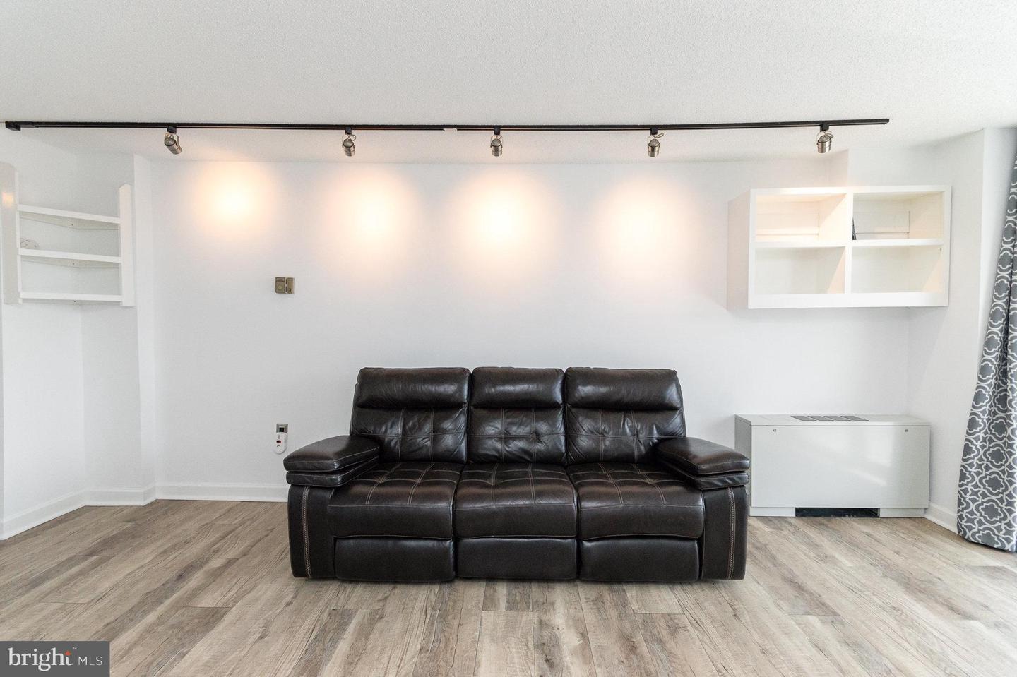 2500 N VAN DORN ST #916, ALEXANDRIA, Virginia 22302, ,1 BathroomBathrooms,Residential,For sale,2500 N VAN DORN ST #916,VAAX2043330 MLS # VAAX2043330