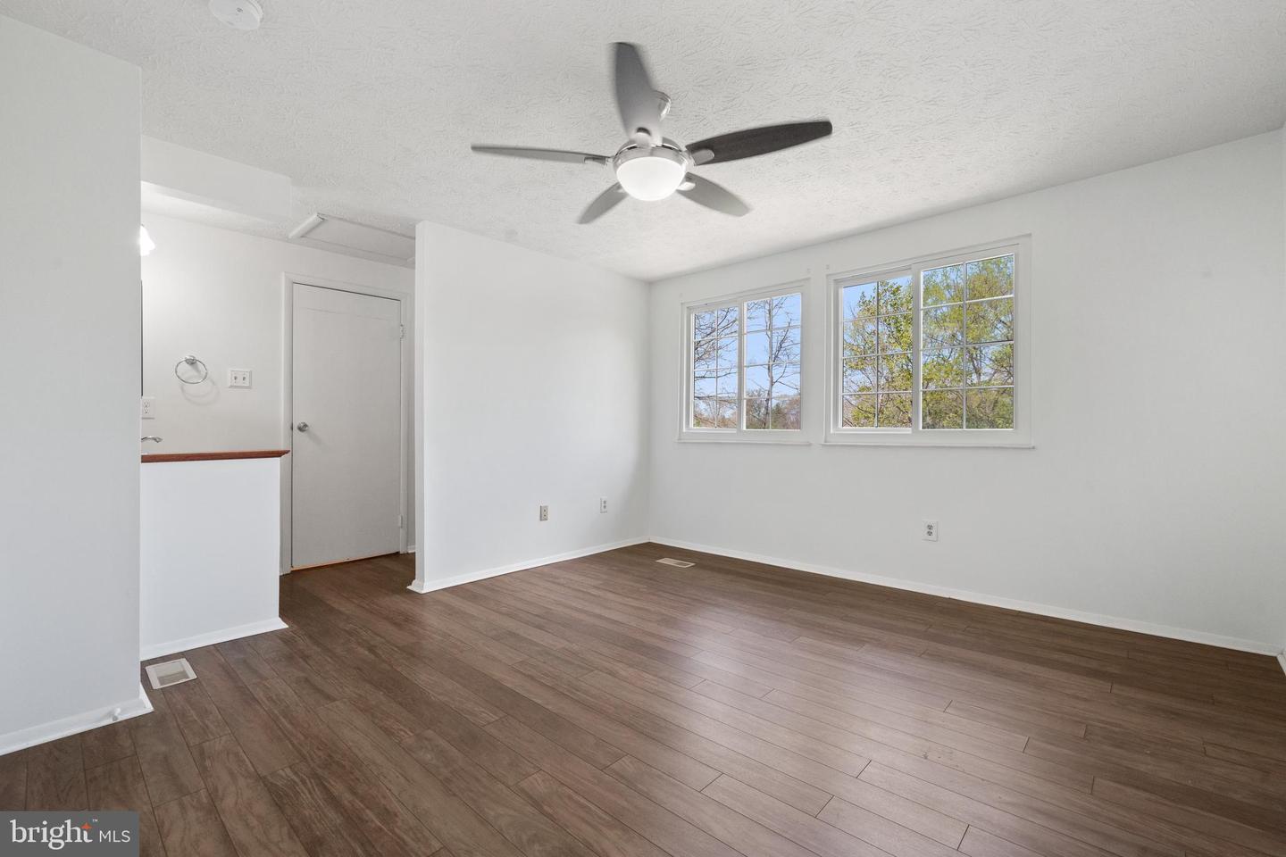 1610 SIERRA WOODS DR, RESTON, Virginia 20194, 3 Bedrooms Bedrooms, ,2 BathroomsBathrooms,Residential,For sale,1610 SIERRA WOODS DR,VAFX2233922 MLS # VAFX2233922