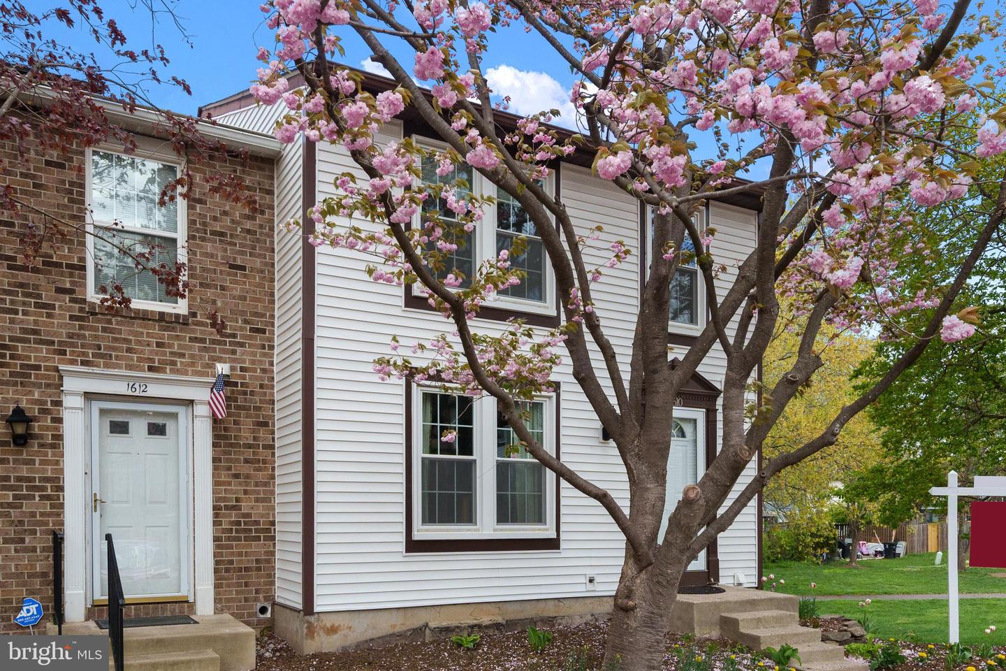 1610 SIERRA WOODS DR, RESTON, Virginia 20194, 3 Bedrooms Bedrooms, ,2 BathroomsBathrooms,Residential,For sale,1610 SIERRA WOODS DR,VAFX2233922 MLS # VAFX2233922