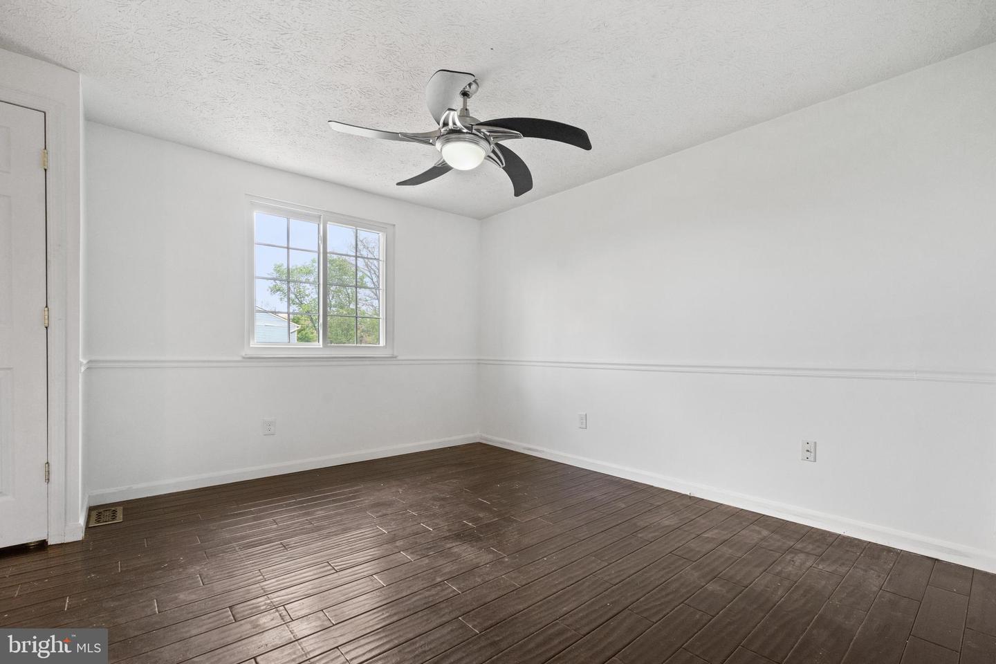 1610 SIERRA WOODS DR, RESTON, Virginia 20194, 3 Bedrooms Bedrooms, ,2 BathroomsBathrooms,Residential,For sale,1610 SIERRA WOODS DR,VAFX2233922 MLS # VAFX2233922
