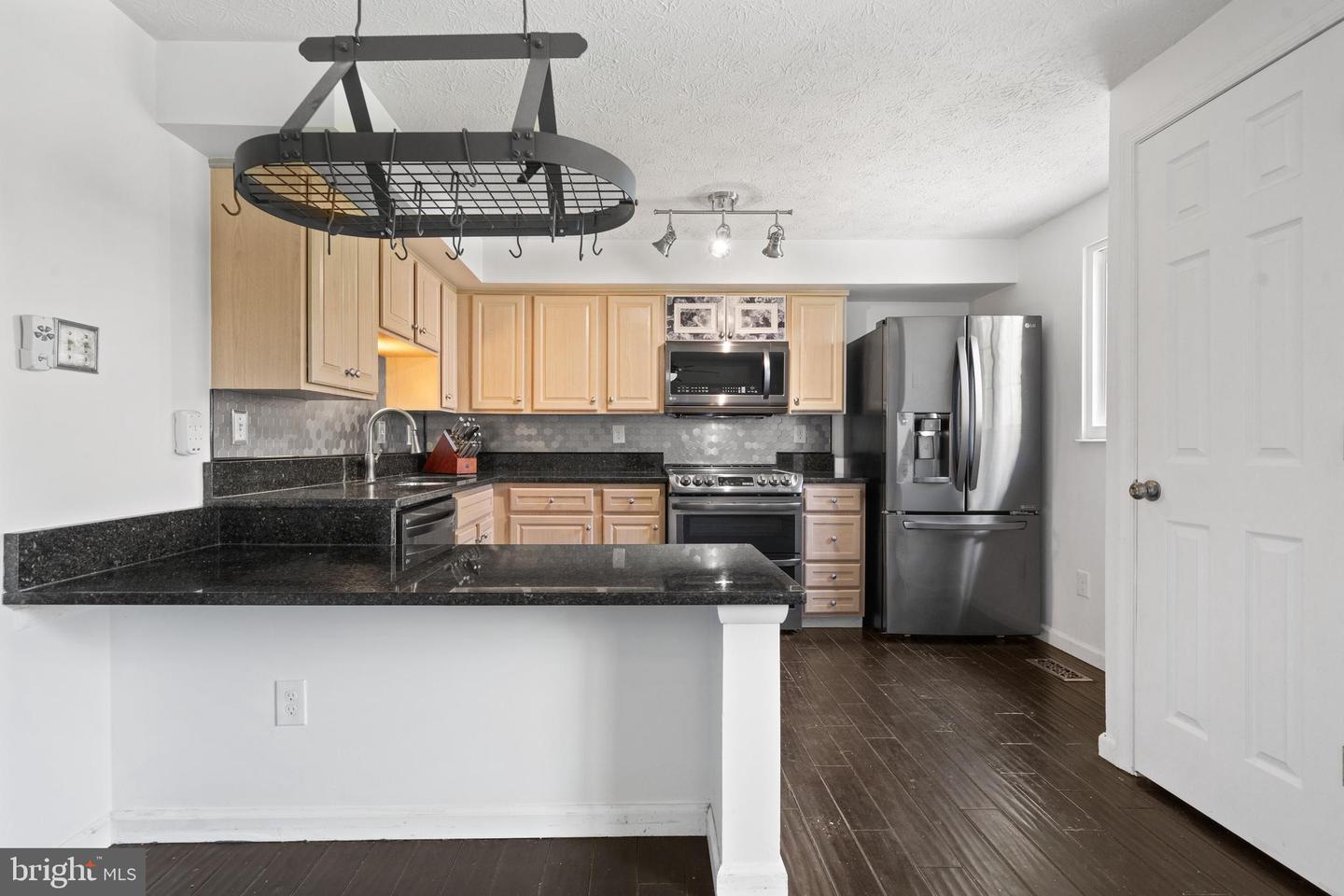 1610 SIERRA WOODS DR, RESTON, Virginia 20194, 3 Bedrooms Bedrooms, ,2 BathroomsBathrooms,Residential,For sale,1610 SIERRA WOODS DR,VAFX2233922 MLS # VAFX2233922