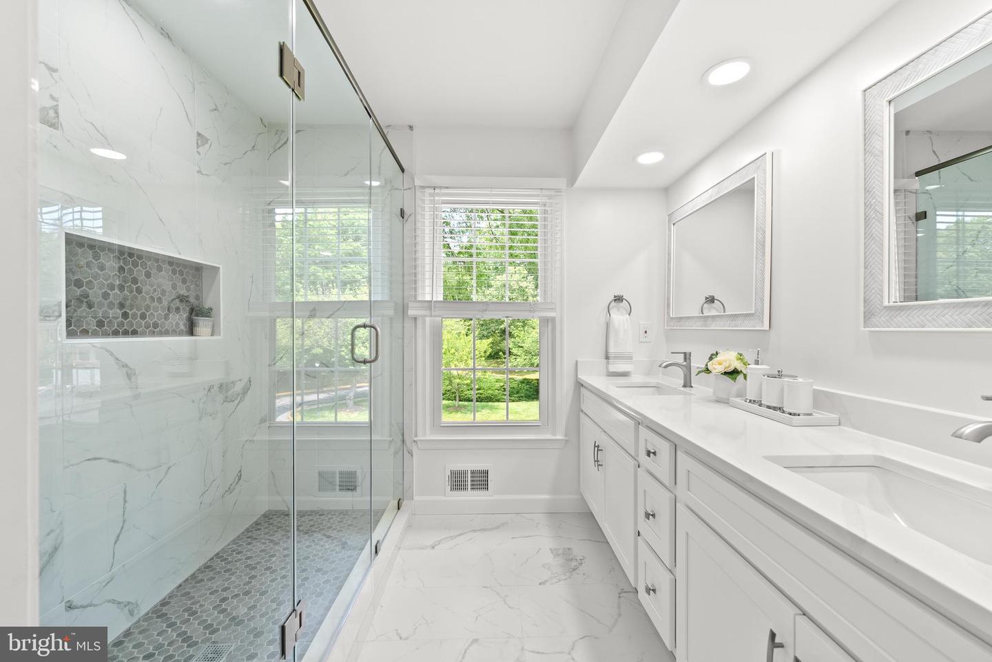 4630 LUXBERRY DR, FAIRFAX, Virginia 22032, 3 Bedrooms Bedrooms, ,3 BathroomsBathrooms,Residential,For sale,4630 LUXBERRY DR,VAFX2239612 MLS # VAFX2239612
