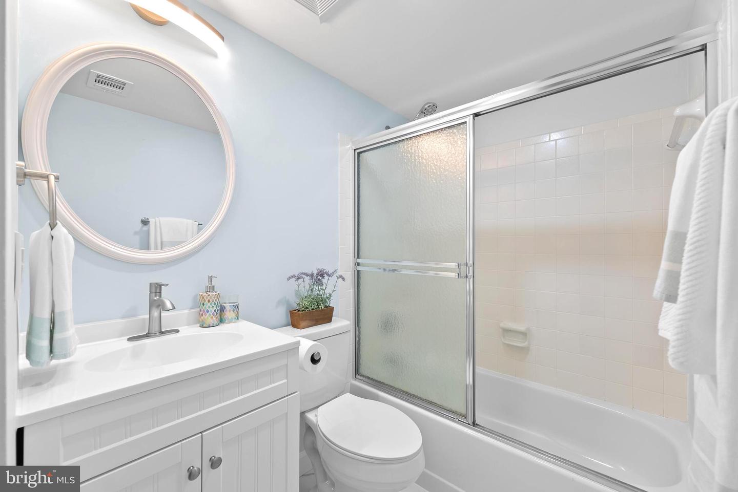 4630 LUXBERRY DR, FAIRFAX, Virginia 22032, 3 Bedrooms Bedrooms, ,3 BathroomsBathrooms,Residential,For sale,4630 LUXBERRY DR,VAFX2239612 MLS # VAFX2239612