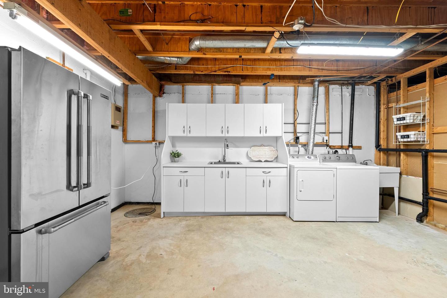 4630 LUXBERRY DR, FAIRFAX, Virginia 22032, 3 Bedrooms Bedrooms, ,3 BathroomsBathrooms,Residential,For sale,4630 LUXBERRY DR,VAFX2239612 MLS # VAFX2239612