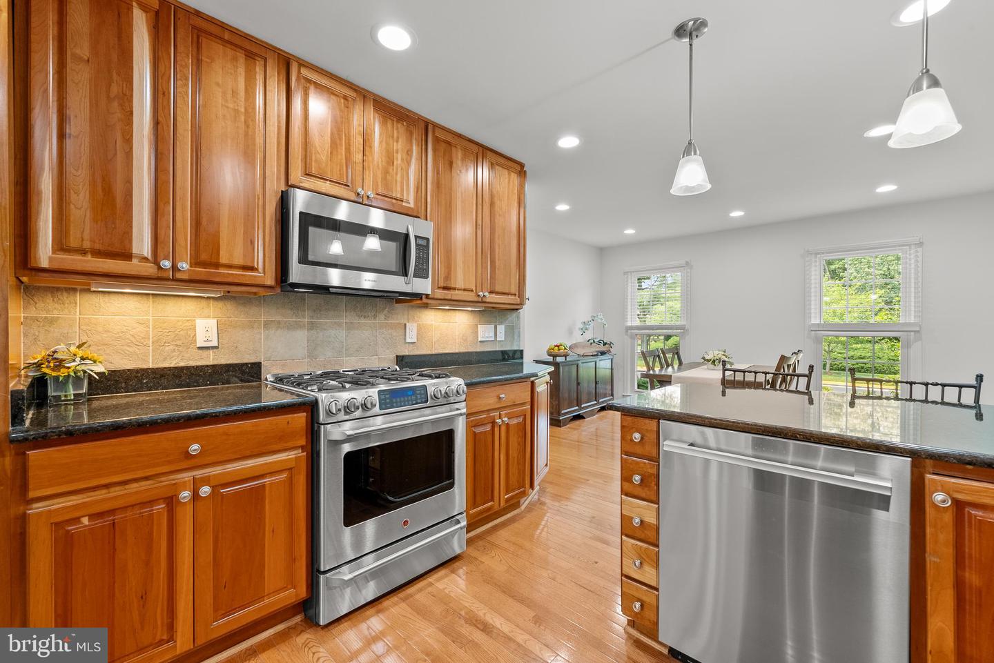 4630 LUXBERRY DR, FAIRFAX, Virginia 22032, 3 Bedrooms Bedrooms, ,3 BathroomsBathrooms,Residential,For sale,4630 LUXBERRY DR,VAFX2239612 MLS # VAFX2239612