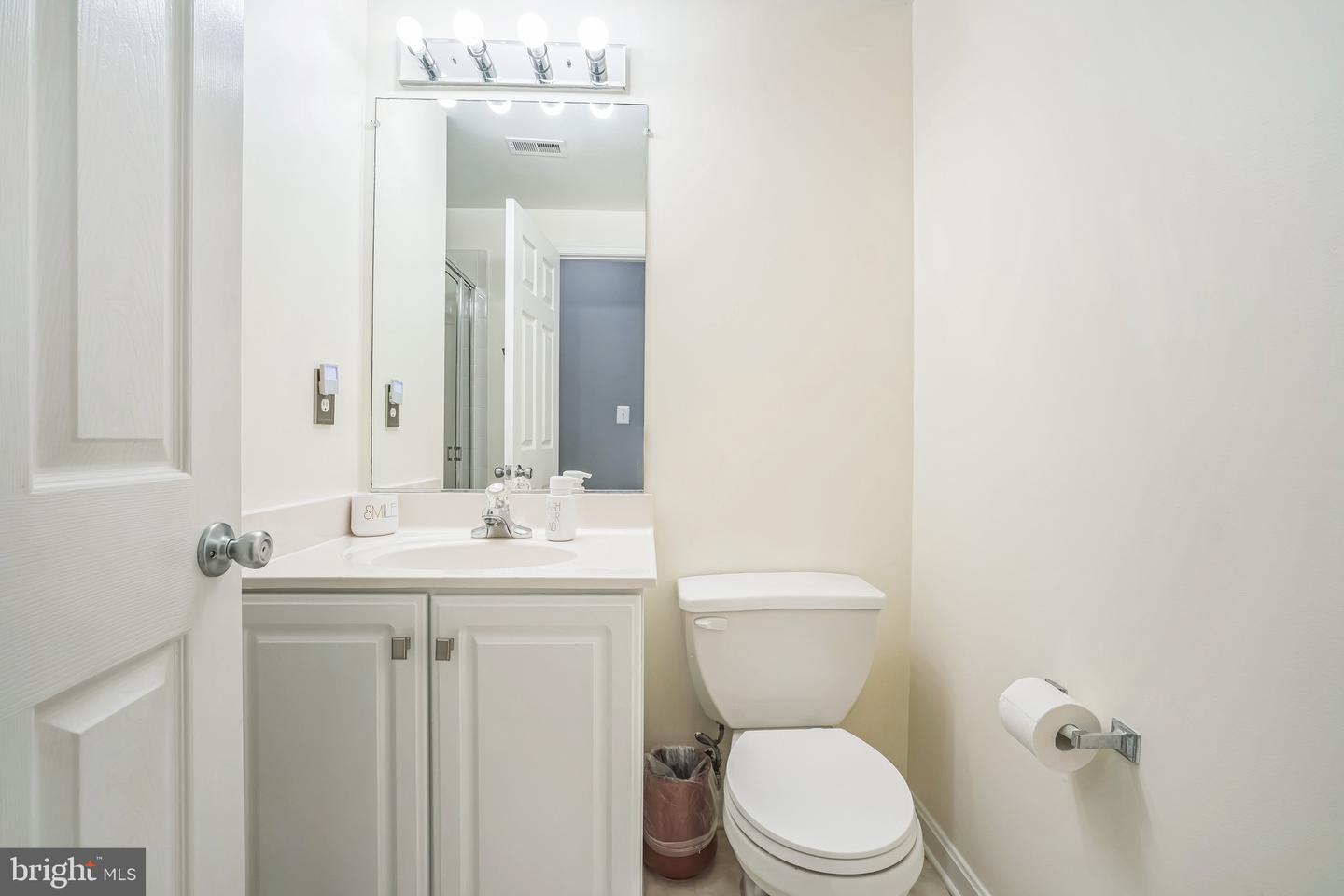 25423 PLANTING FIELD DR, CHANTILLY, Virginia 20152, 5 Bedrooms Bedrooms, ,3 BathroomsBathrooms,Residential,For sale,25423 PLANTING FIELD DR,VALO2096410 MLS # VALO2096410