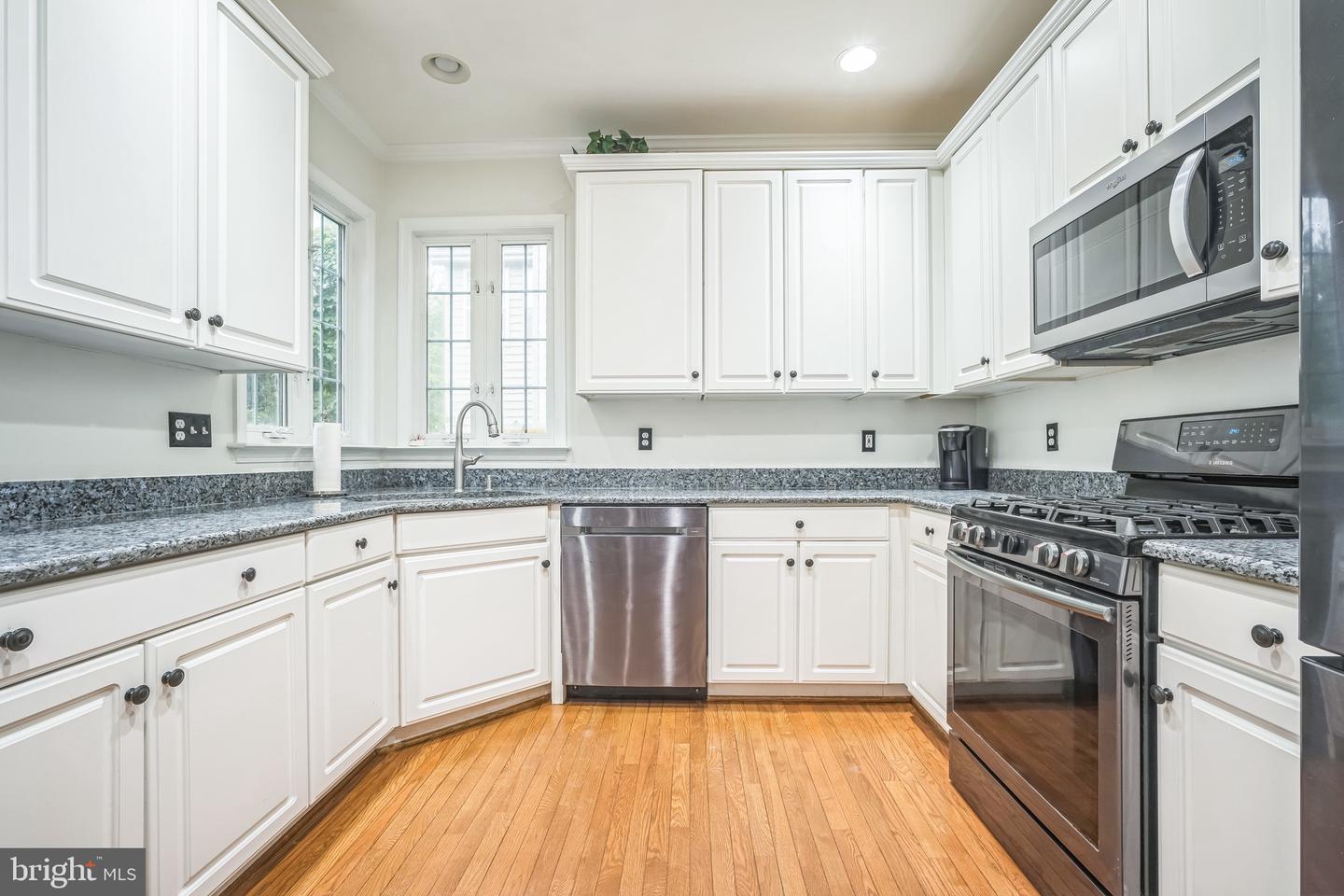 25423 PLANTING FIELD DR, CHANTILLY, Virginia 20152, 5 Bedrooms Bedrooms, ,3 BathroomsBathrooms,Residential,For sale,25423 PLANTING FIELD DR,VALO2096410 MLS # VALO2096410