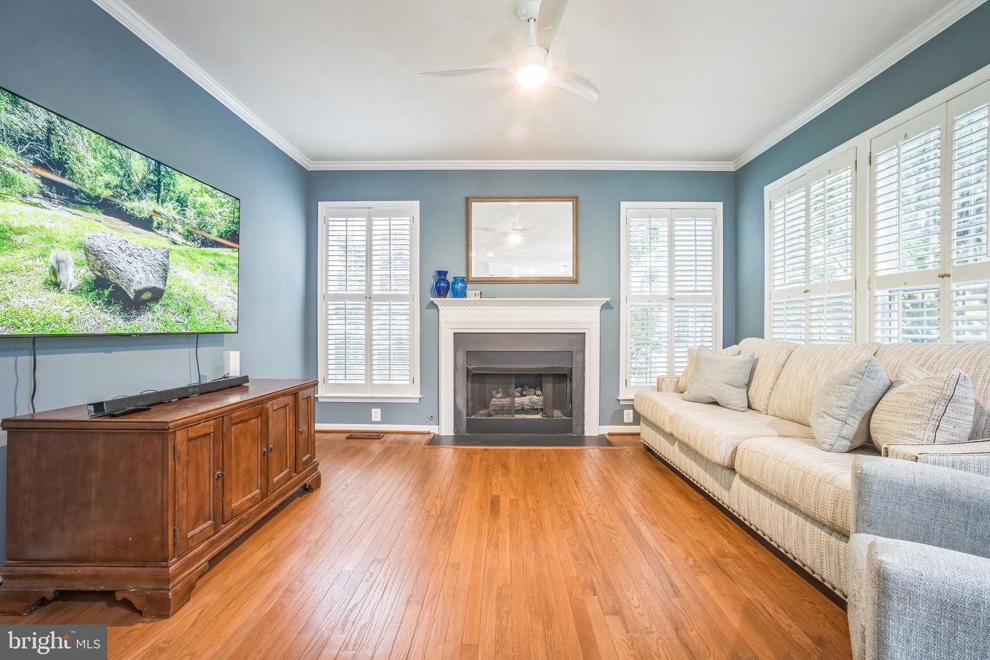 25423 PLANTING FIELD DR, CHANTILLY, Virginia 20152, 5 Bedrooms Bedrooms, ,3 BathroomsBathrooms,Residential,For sale,25423 PLANTING FIELD DR,VALO2096410 MLS # VALO2096410