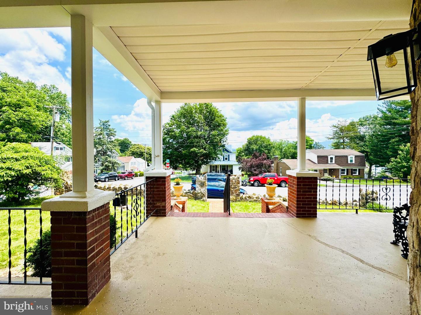 716 VILLA AVE, FRONT ROYAL, Virginia 22630, 4 Bedrooms Bedrooms, ,3 BathroomsBathrooms,Residential,For sale,716 VILLA AVE,VAWR2011388 MLS # VAWR2011388