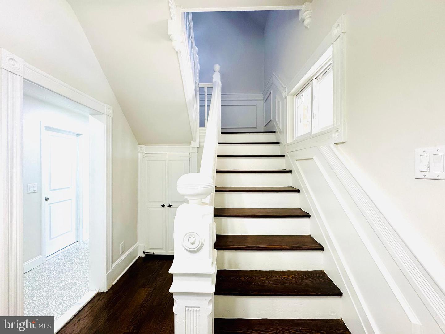 716 VILLA AVE, FRONT ROYAL, Virginia 22630, 4 Bedrooms Bedrooms, ,3 BathroomsBathrooms,Residential,For sale,716 VILLA AVE,VAWR2011388 MLS # VAWR2011388