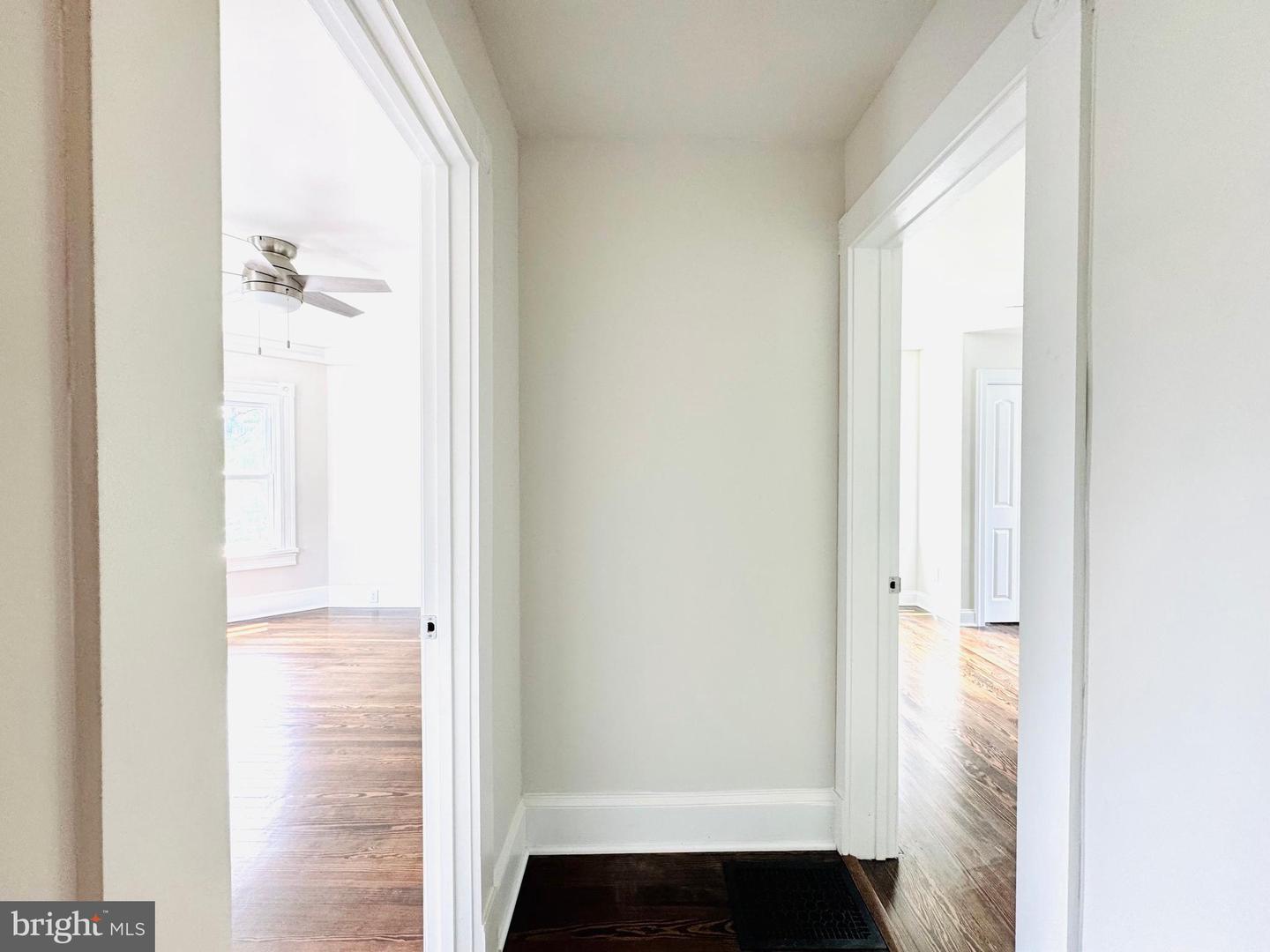 716 VILLA AVE, FRONT ROYAL, Virginia 22630, 4 Bedrooms Bedrooms, ,3 BathroomsBathrooms,Residential,For sale,716 VILLA AVE,VAWR2011388 MLS # VAWR2011388