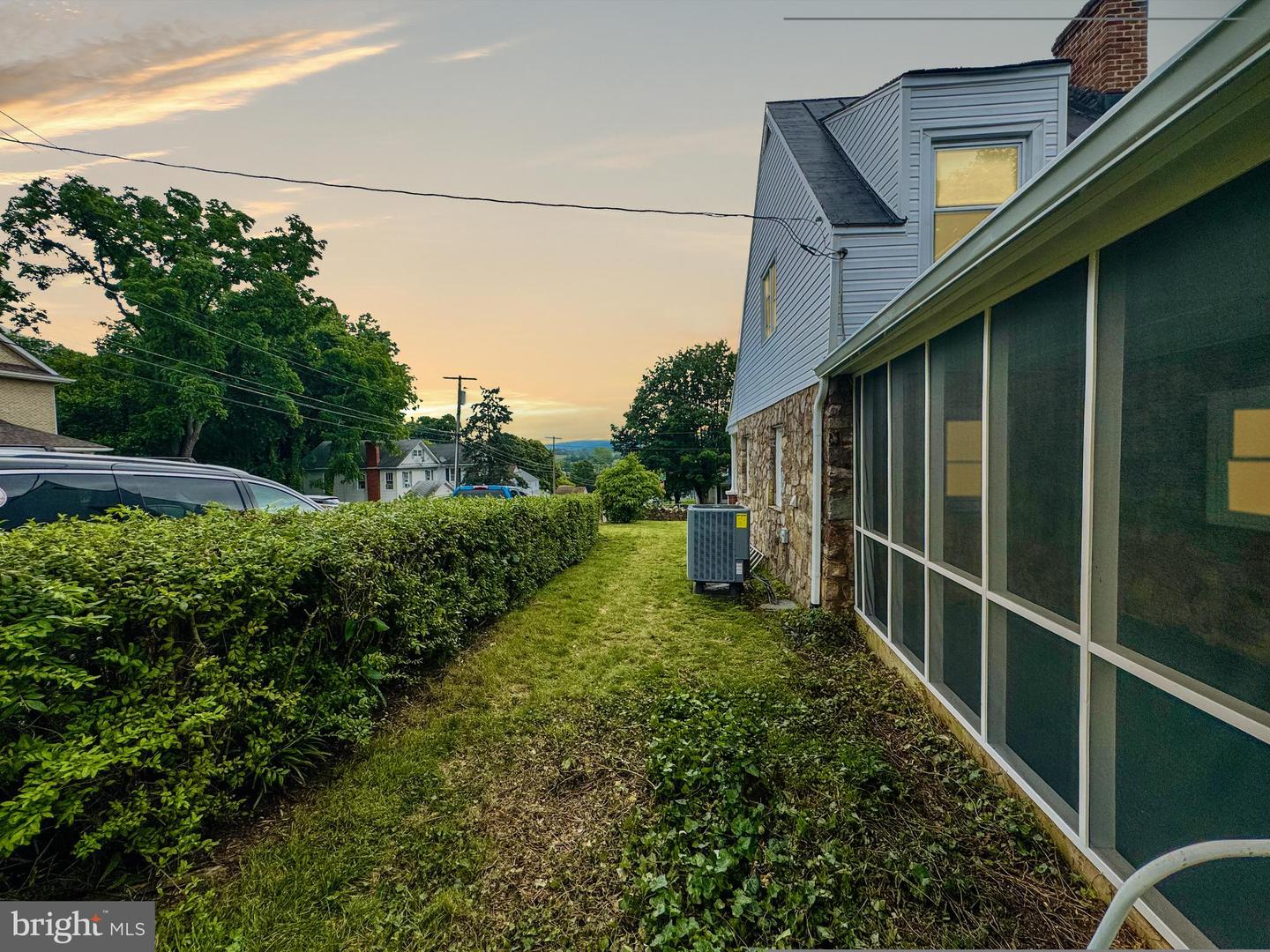 716 VILLA AVE, FRONT ROYAL, Virginia 22630, 4 Bedrooms Bedrooms, ,3 BathroomsBathrooms,Residential,For sale,716 VILLA AVE,VAWR2011388 MLS # VAWR2011388