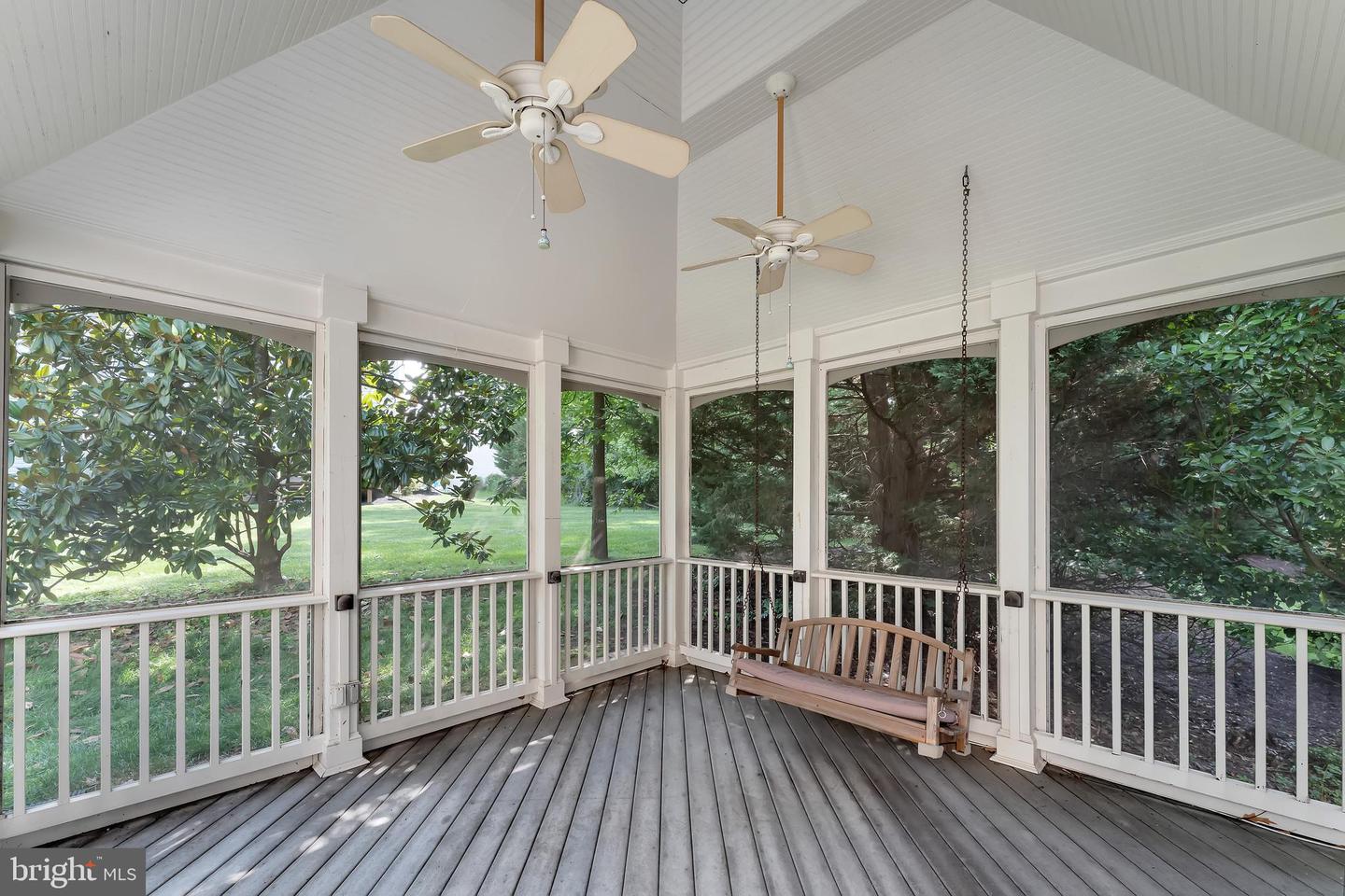 12691 FOX WOODS DR, HERNDON, Virginia 20171, 4 Bedrooms Bedrooms, ,4 BathroomsBathrooms,Residential,For sale,12691 FOX WOODS DR,VAFX2245616 MLS # VAFX2245616