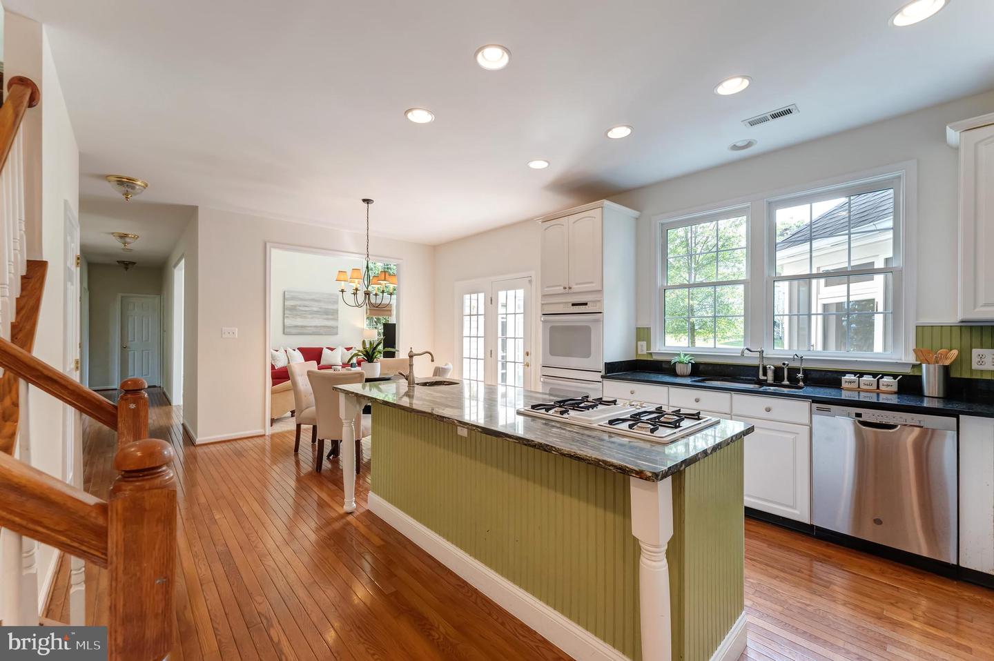 12691 FOX WOODS DR, HERNDON, Virginia 20171, 4 Bedrooms Bedrooms, ,4 BathroomsBathrooms,Residential,For sale,12691 FOX WOODS DR,VAFX2245616 MLS # VAFX2245616