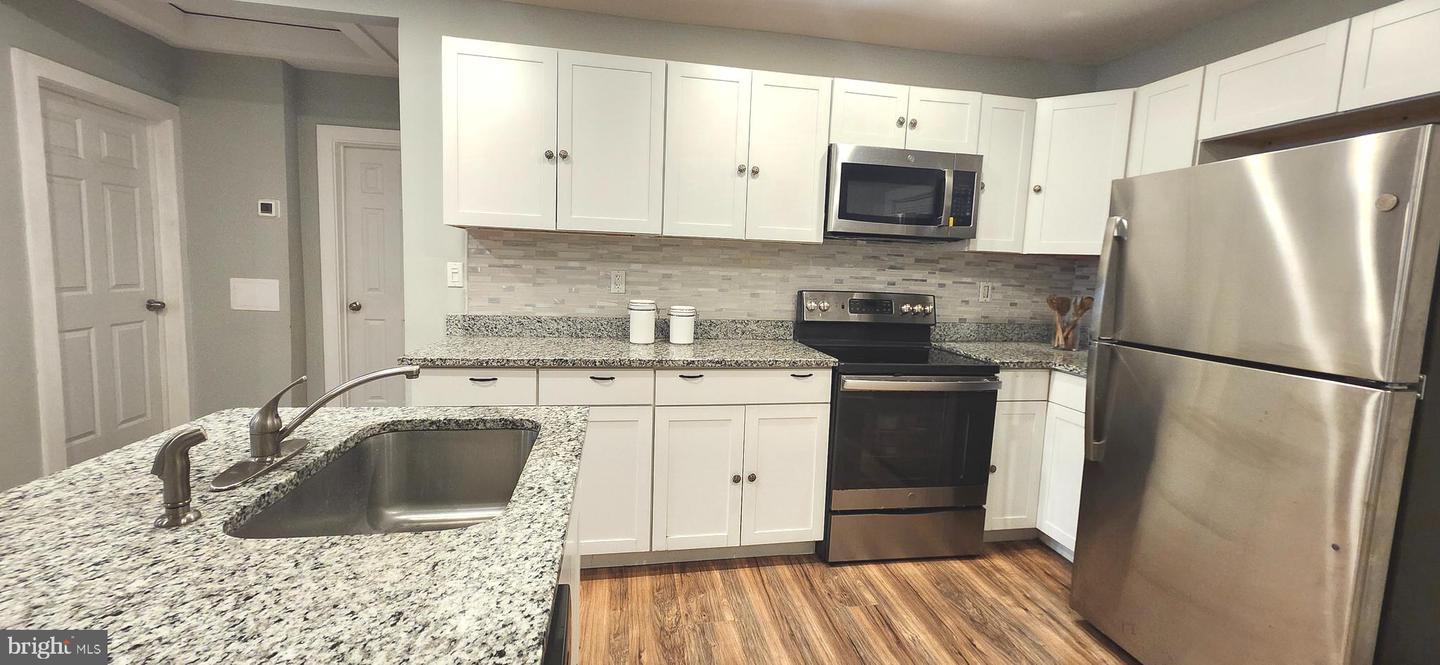 320 THIRD ST, FREDERICKSBURG, Virginia 22408, 2 Bedrooms Bedrooms, ,1 BathroomBathrooms,Residential,For sale,320 THIRD ST,VASP2033750 MLS # VASP2033750