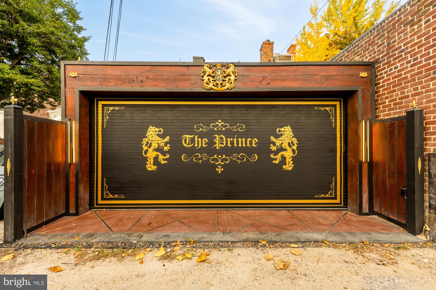 810 PRINCE ST, ALEXANDRIA, Virginia 22314, 5 Bedrooms Bedrooms, 17 Rooms Rooms,4 BathroomsBathrooms,Residential,For sale,810 PRINCE ST,VAAX2046252 MLS # VAAX2046252