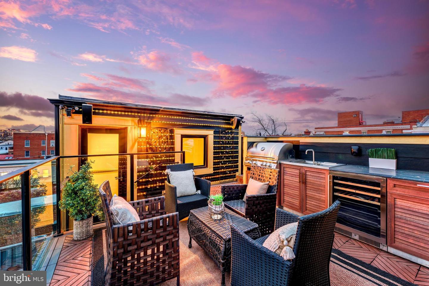 810 PRINCE ST, ALEXANDRIA, Virginia 22314, 5 Bedrooms Bedrooms, 17 Rooms Rooms,4 BathroomsBathrooms,Residential,For sale,810 PRINCE ST,VAAX2046252 MLS # VAAX2046252