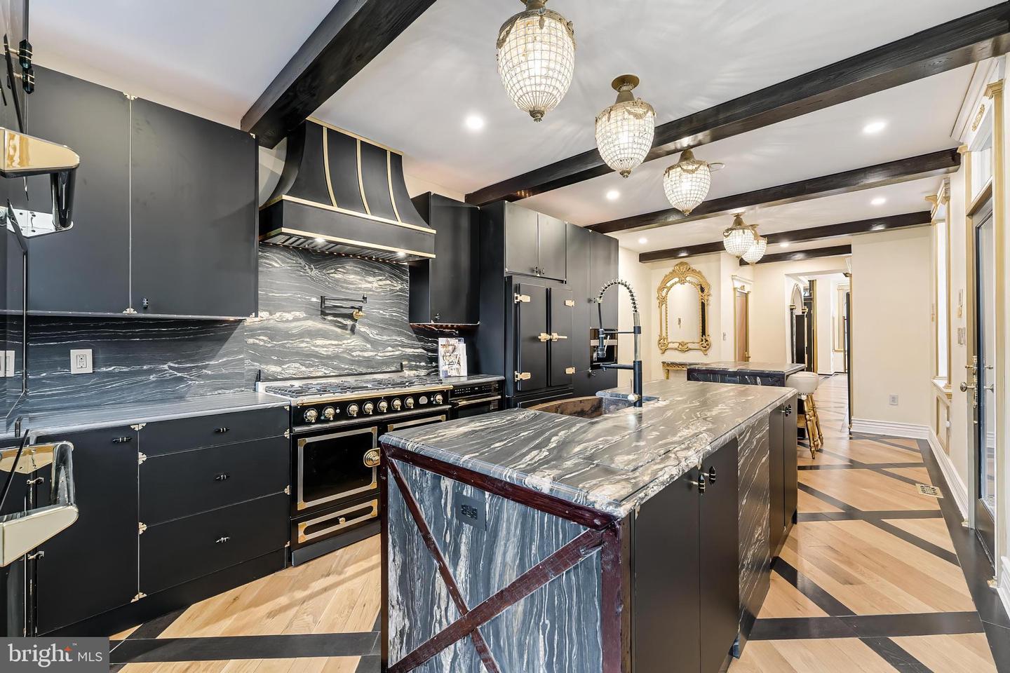 810 PRINCE ST, ALEXANDRIA, Virginia 22314, 6 Bedrooms Bedrooms, ,4 BathroomsBathrooms,Residential,For sale,810 PRINCE ST,VAAX2046252 MLS # VAAX2046252