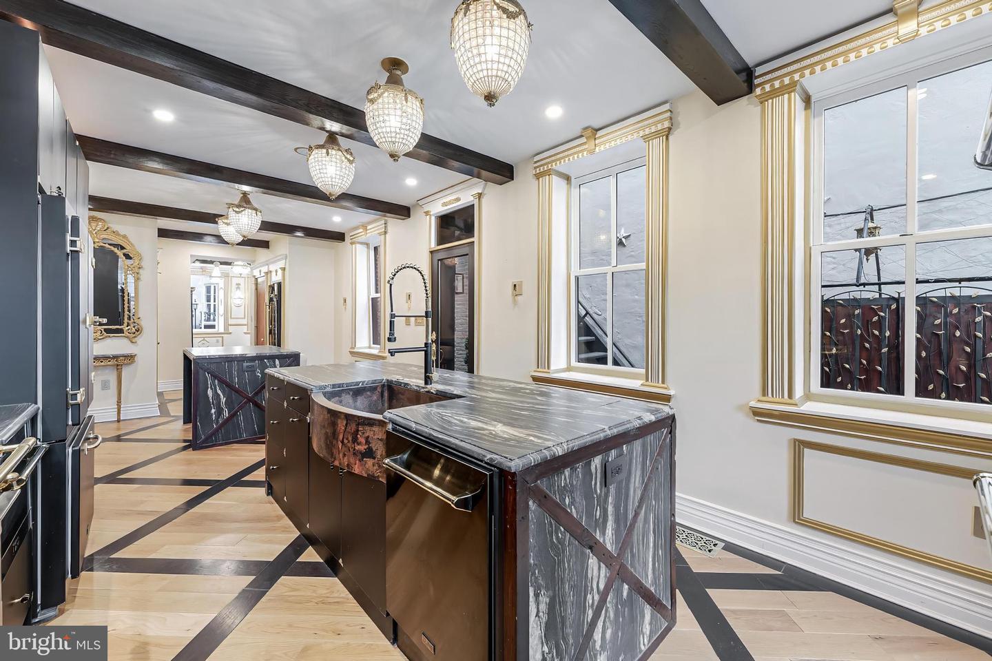 810 PRINCE ST, ALEXANDRIA, Virginia 22314, 6 Bedrooms Bedrooms, ,4 BathroomsBathrooms,Residential,For sale,810 PRINCE ST,VAAX2046252 MLS # VAAX2046252