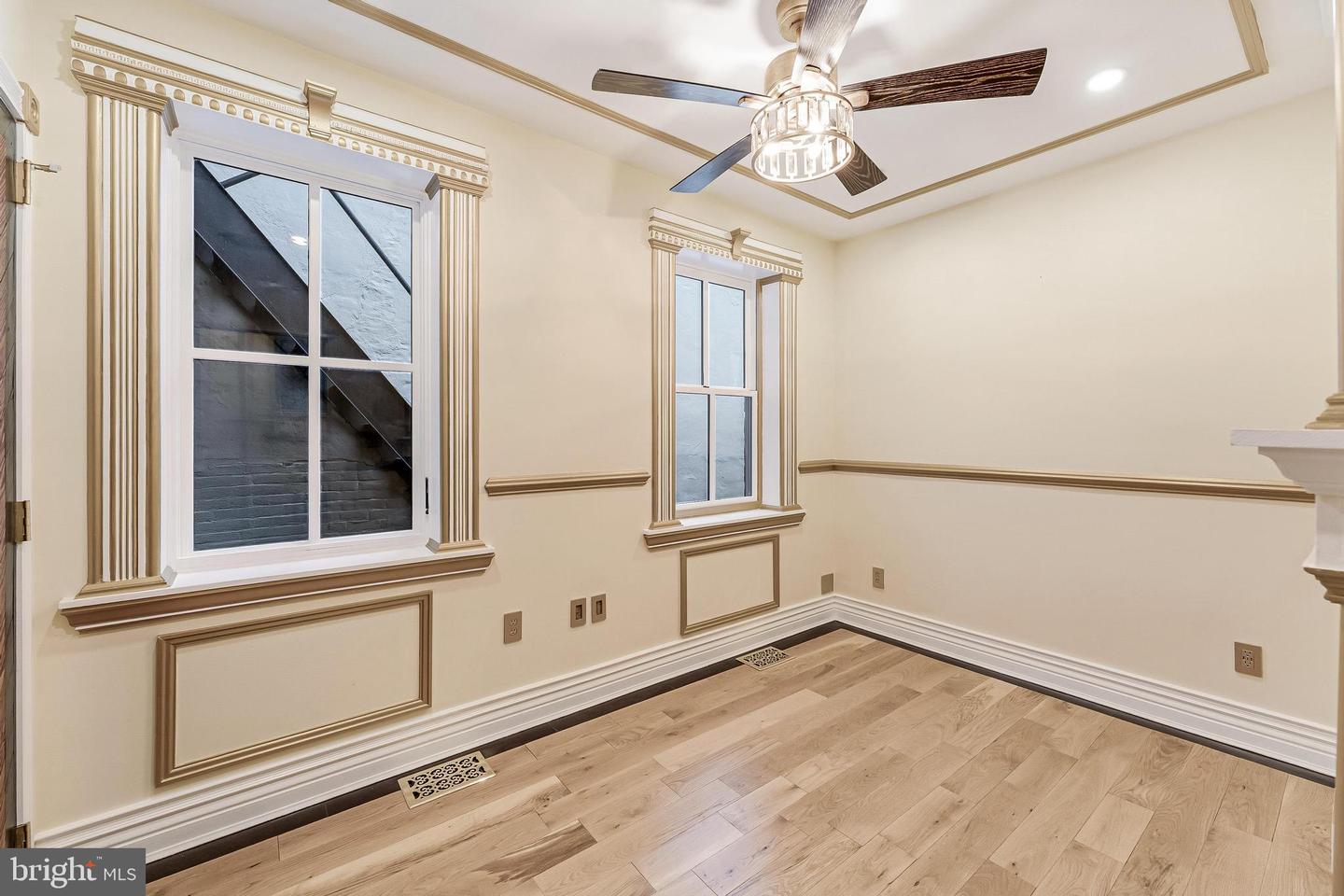 810 PRINCE ST, ALEXANDRIA, Virginia 22314, 6 Bedrooms Bedrooms, ,4 BathroomsBathrooms,Residential,For sale,810 PRINCE ST,VAAX2046252 MLS # VAAX2046252