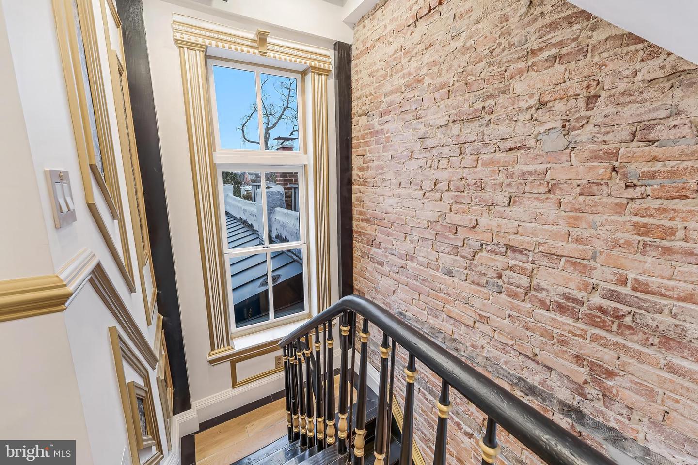 810 PRINCE ST, ALEXANDRIA, Virginia 22314, 6 Bedrooms Bedrooms, ,4 BathroomsBathrooms,Residential,For sale,810 PRINCE ST,VAAX2046252 MLS # VAAX2046252