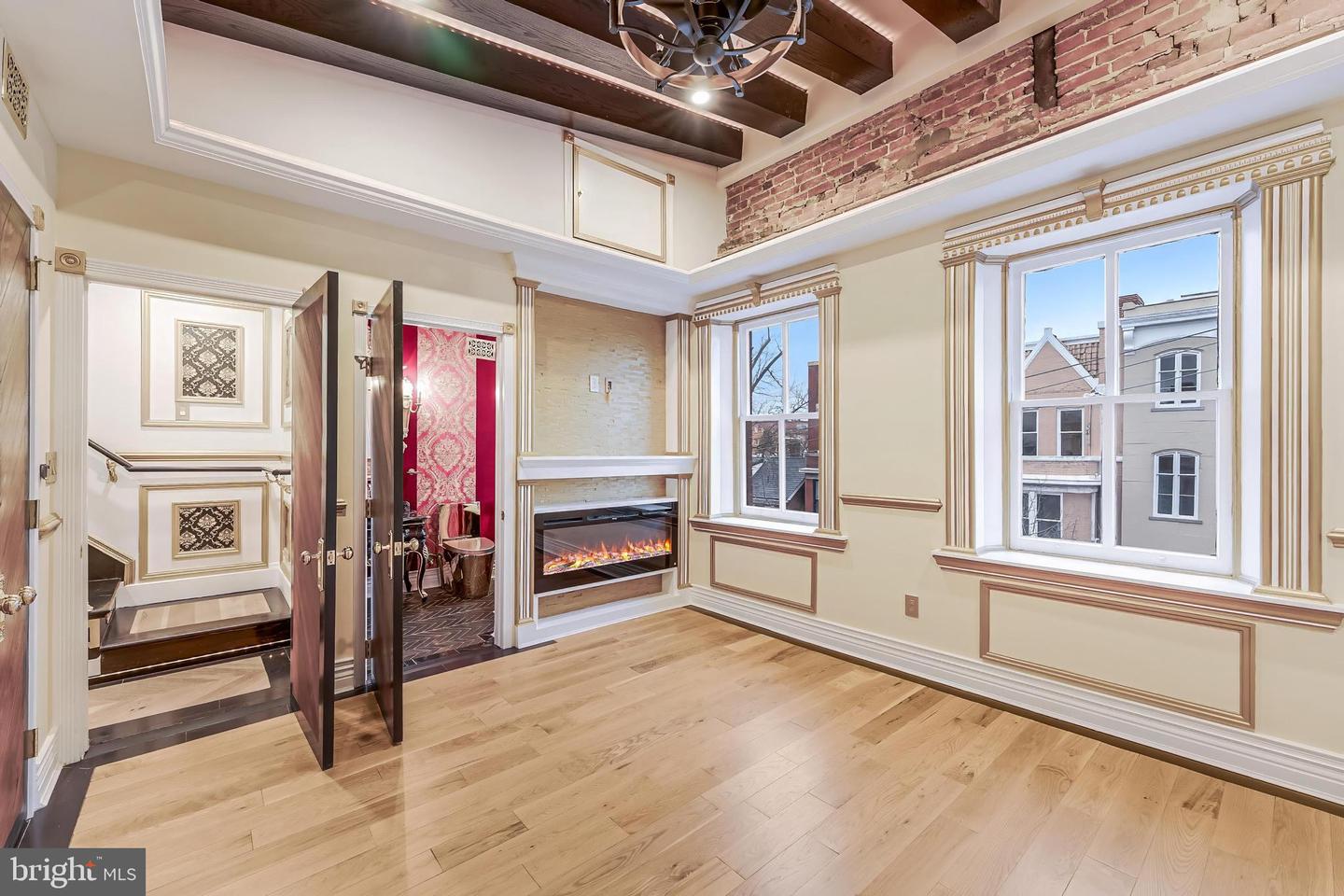 810 PRINCE ST, ALEXANDRIA, Virginia 22314, 6 Bedrooms Bedrooms, ,4 BathroomsBathrooms,Residential,For sale,810 PRINCE ST,VAAX2046252 MLS # VAAX2046252