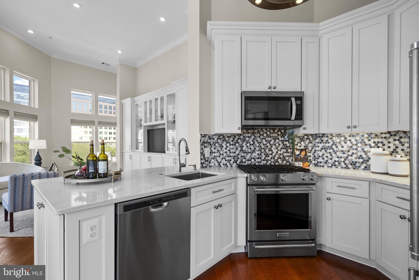 12001 MARKET ST #410, RESTON, Virginia 20190, 2 Bedrooms Bedrooms, ,2 BathroomsBathrooms,Residential,For sale,12001 MARKET ST #410,VAFX2246134 MLS # VAFX2246134