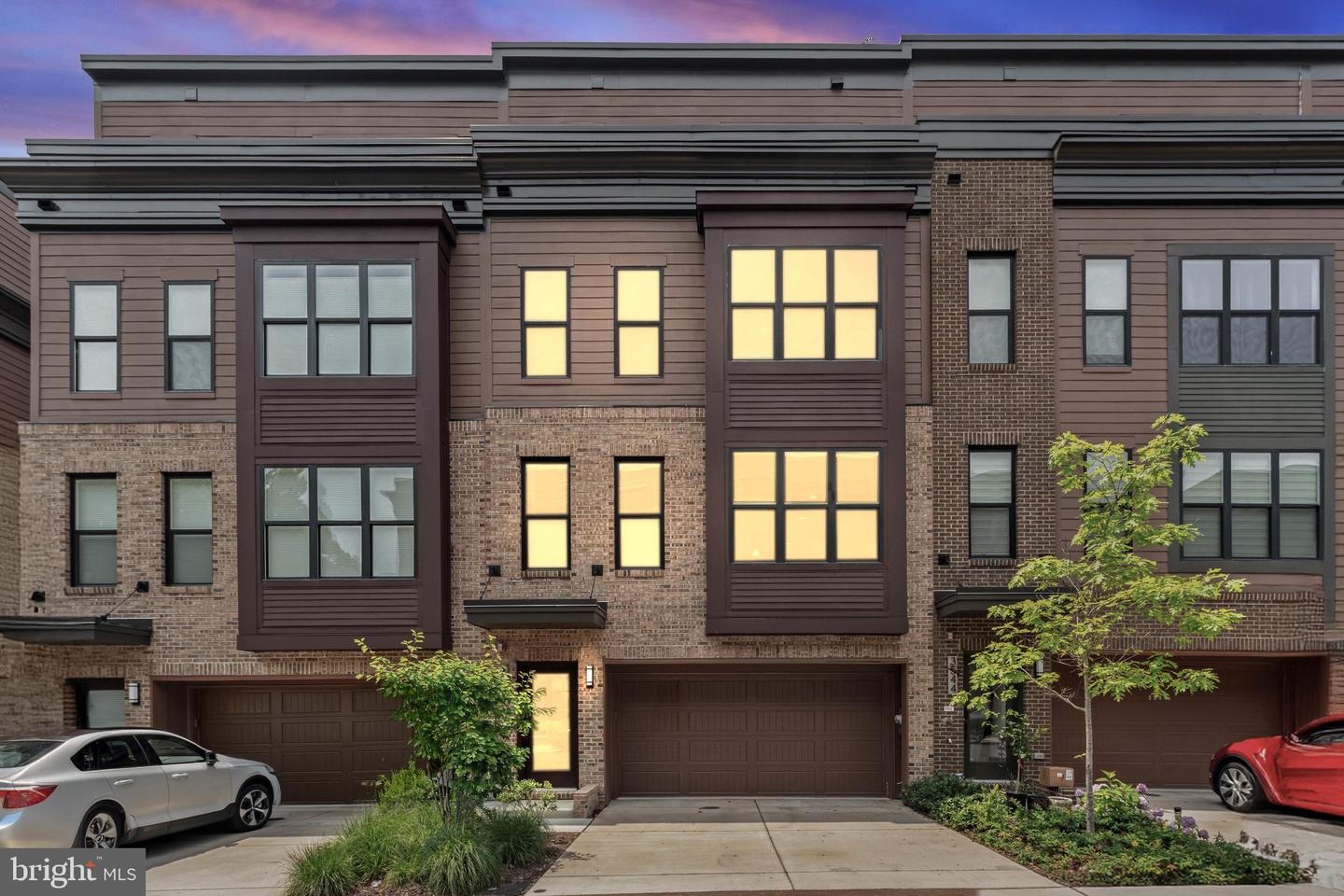 3546 SUTTON HEIGHTS CIR, FAIRFAX, Virginia 22031, 3 Bedrooms Bedrooms, 8 Rooms Rooms,3 BathroomsBathrooms,Residential,For sale,3546 SUTTON HEIGHTS CIR,VAFC2006442 MLS # VAFC2006442
