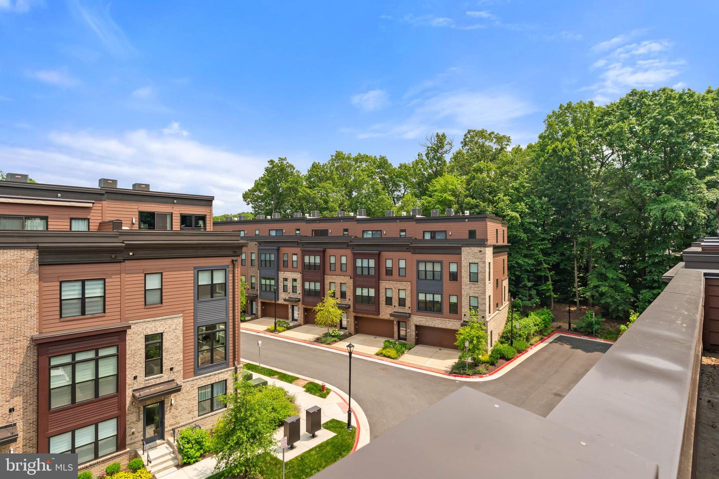 3546 SUTTON HEIGHTS CIR, FAIRFAX, Virginia 22031, 3 Bedrooms Bedrooms, 8 Rooms Rooms,3 BathroomsBathrooms,Residential,For sale,3546 SUTTON HEIGHTS CIR,VAFC2006442 MLS # VAFC2006442