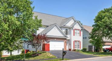 353 BAYBERRY WAY, CHARLOTTESVILLE, Virginia 22911, 6 Bedrooms Bedrooms, ,4 BathroomsBathrooms,Residential,For sale,353 BAYBERRY WAY,665551 MLS # 665551