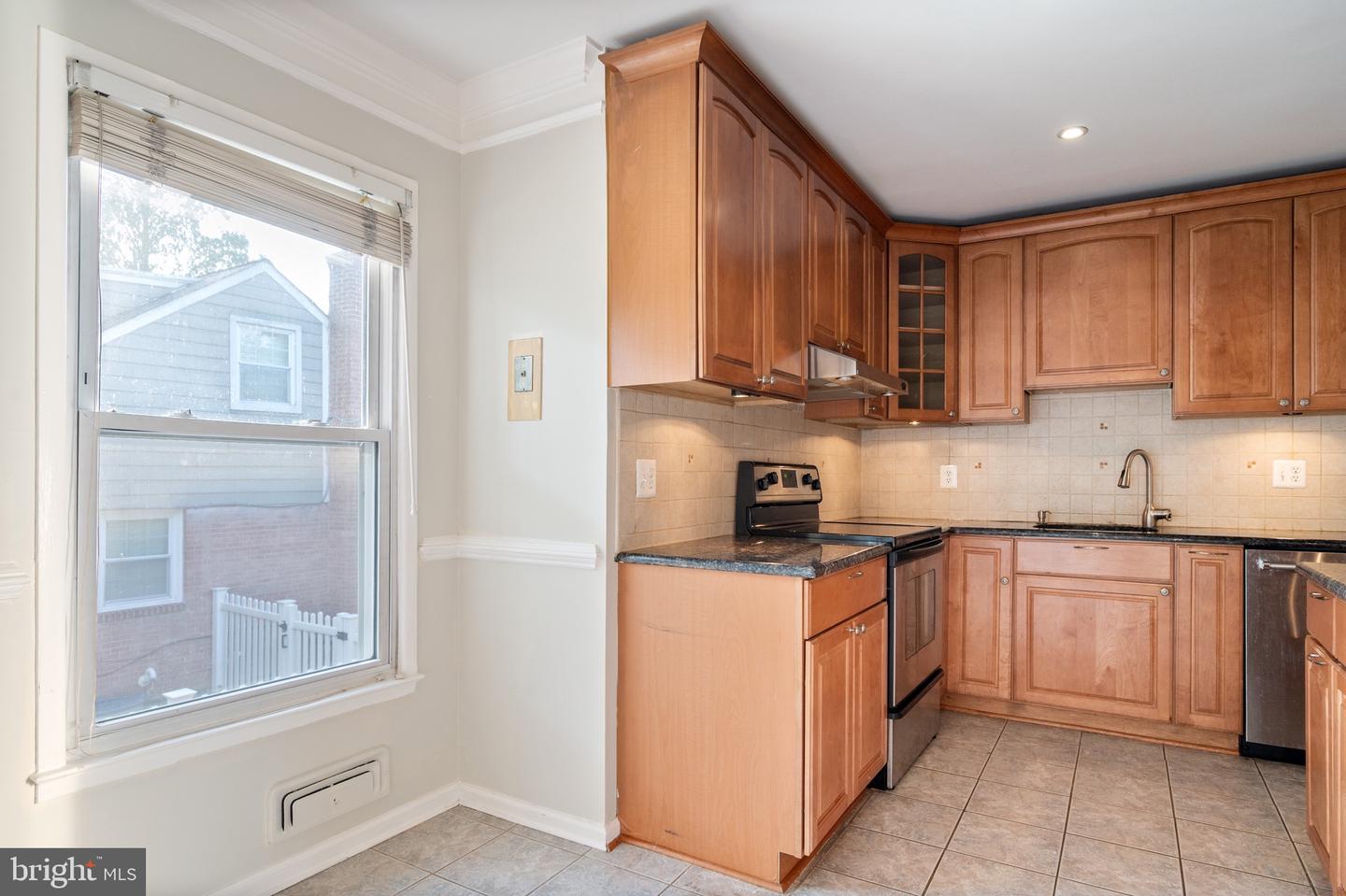 2413 CHILDS LN, ALEXANDRIA, Virginia 22308, 4 Bedrooms Bedrooms, ,3 BathroomsBathrooms,Residential,For sale,2413 CHILDS LN,VAFX2246672 MLS # VAFX2246672