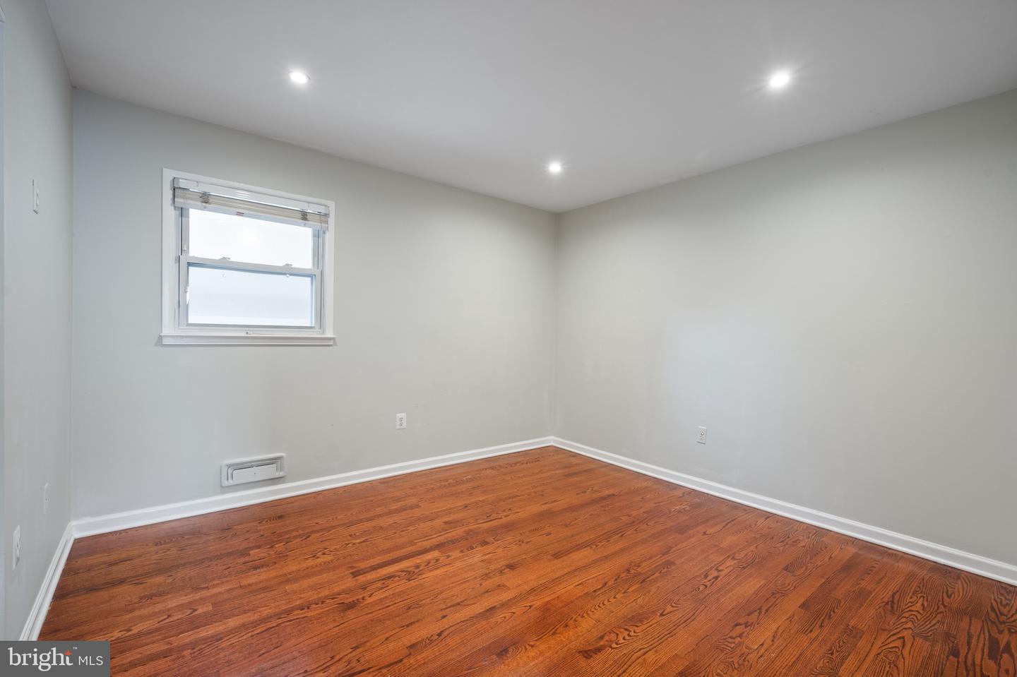 2413 CHILDS LN, ALEXANDRIA, Virginia 22308, 4 Bedrooms Bedrooms, ,3 BathroomsBathrooms,Residential,For sale,2413 CHILDS LN,VAFX2246672 MLS # VAFX2246672