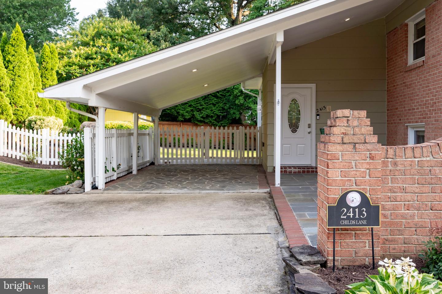 2413 CHILDS LN, ALEXANDRIA, Virginia 22308, 4 Bedrooms Bedrooms, ,3 BathroomsBathrooms,Residential,For sale,2413 CHILDS LN,VAFX2246672 MLS # VAFX2246672