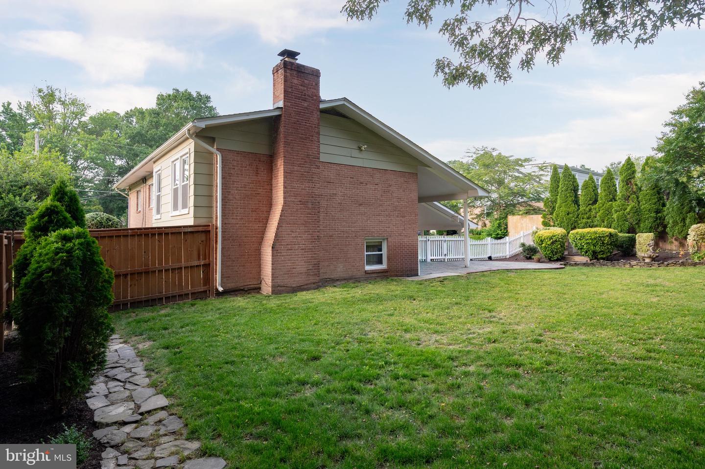 2413 CHILDS LN, ALEXANDRIA, Virginia 22308, 4 Bedrooms Bedrooms, ,3 BathroomsBathrooms,Residential,For sale,2413 CHILDS LN,VAFX2246672 MLS # VAFX2246672