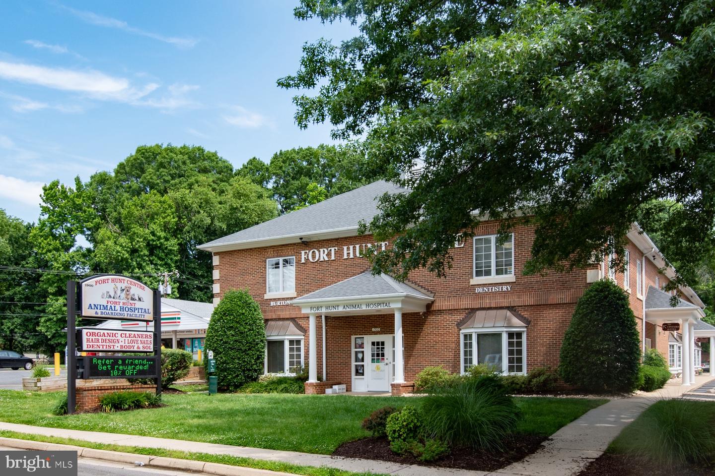 2413 CHILDS LN, ALEXANDRIA, Virginia 22308, 4 Bedrooms Bedrooms, ,3 BathroomsBathrooms,Residential,For sale,2413 CHILDS LN,VAFX2246672 MLS # VAFX2246672