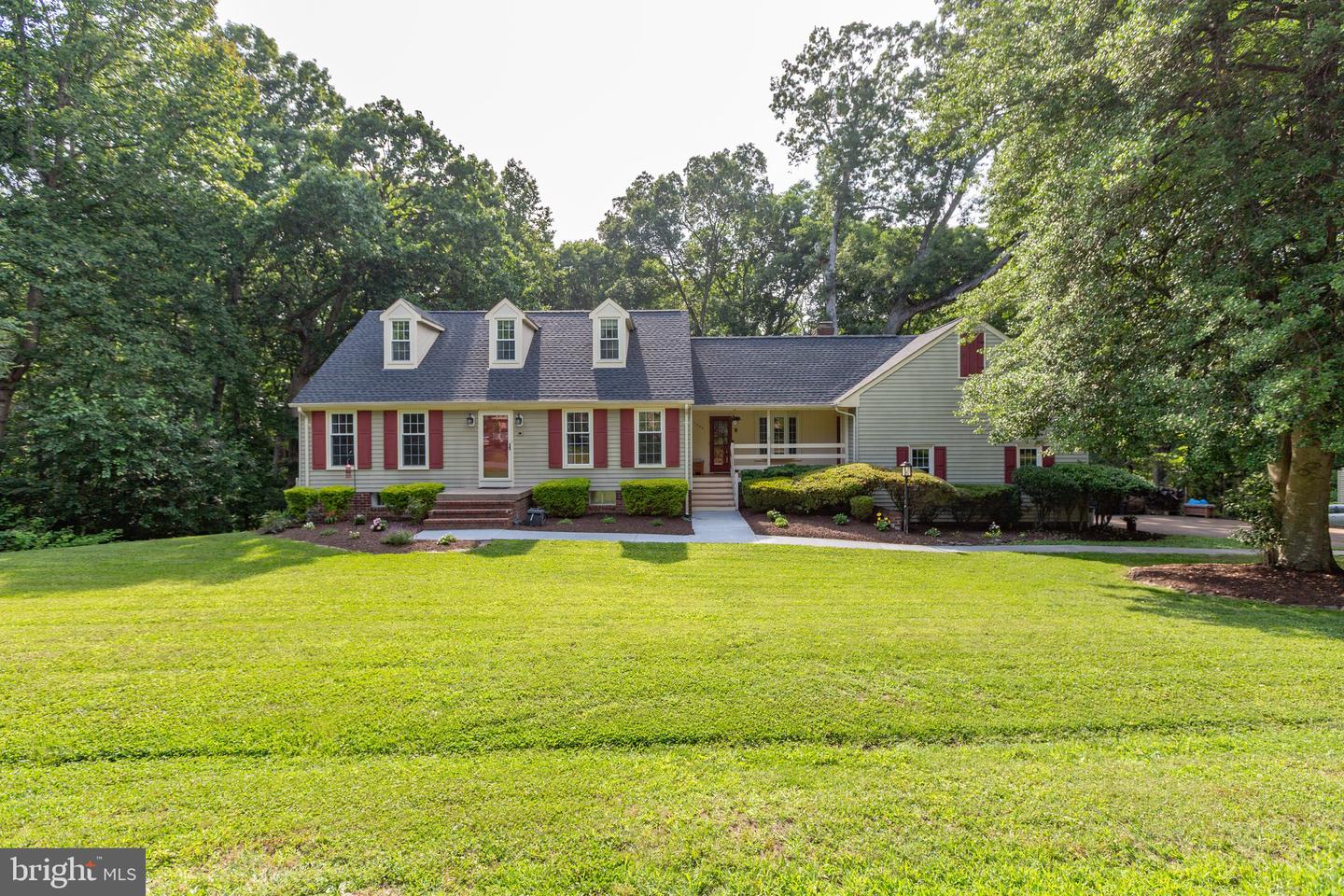 1550 CLOVER DR, FREDERICKSBURG, Virginia 22407, 4 Bedrooms Bedrooms, ,4 BathroomsBathrooms,Residential,For sale,1550 CLOVER DR,VASP2033870 MLS # VASP2033870