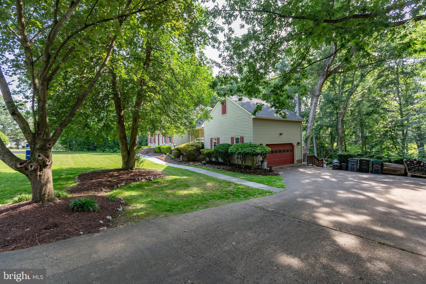 1550 CLOVER DR, FREDERICKSBURG, Virginia 22407, 4 Bedrooms Bedrooms, ,4 BathroomsBathrooms,Residential,For sale,1550 CLOVER DR,VASP2033870 MLS # VASP2033870
