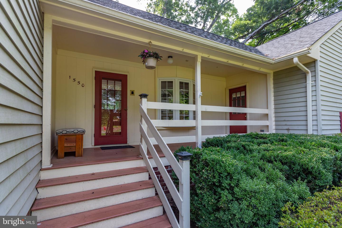 1550 CLOVER DR, FREDERICKSBURG, Virginia 22407, 4 Bedrooms Bedrooms, ,4 BathroomsBathrooms,Residential,For sale,1550 CLOVER DR,VASP2033870 MLS # VASP2033870