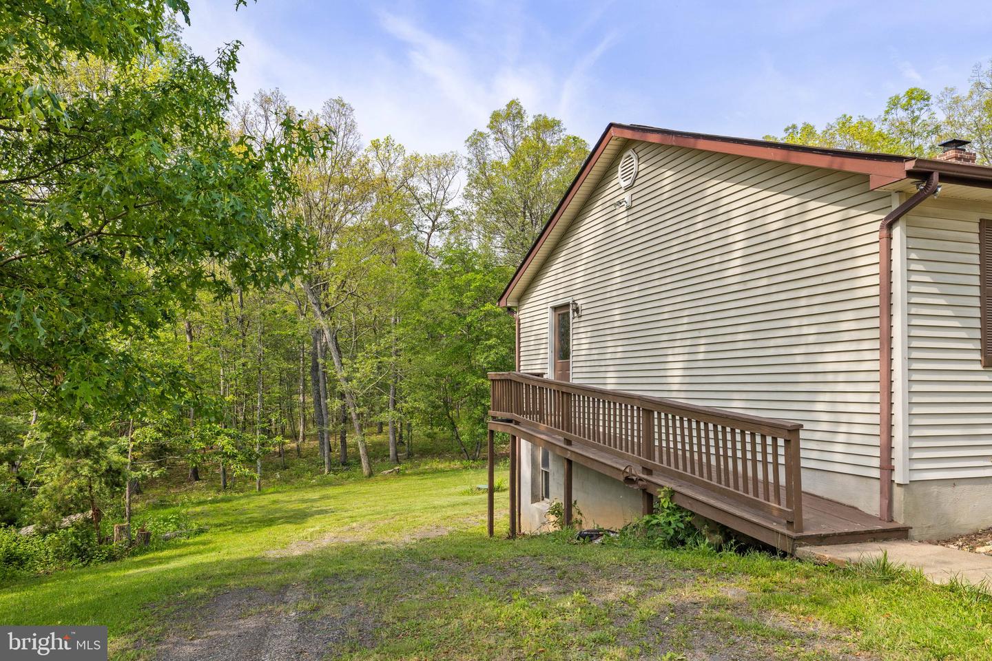 553 MOUNT OF OLIVES TRL, FORT VALLEY, Virginia 22652, 6 Bedrooms Bedrooms, 12 Rooms Rooms,3 BathroomsBathrooms,Residential,For sale,553 MOUNT OF OLIVES TRL,VASH2011692 MLS # VASH2011692