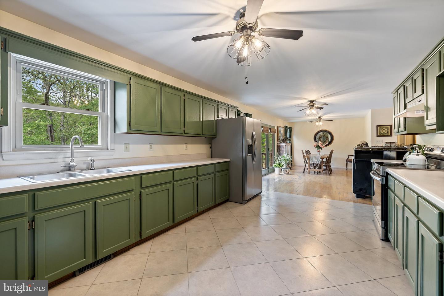 553 MOUNT OF OLIVES TRL, FORT VALLEY, Virginia 22652, 6 Bedrooms Bedrooms, 12 Rooms Rooms,3 BathroomsBathrooms,Residential,For sale,553 MOUNT OF OLIVES TRL,VASH2011692 MLS # VASH2011692
