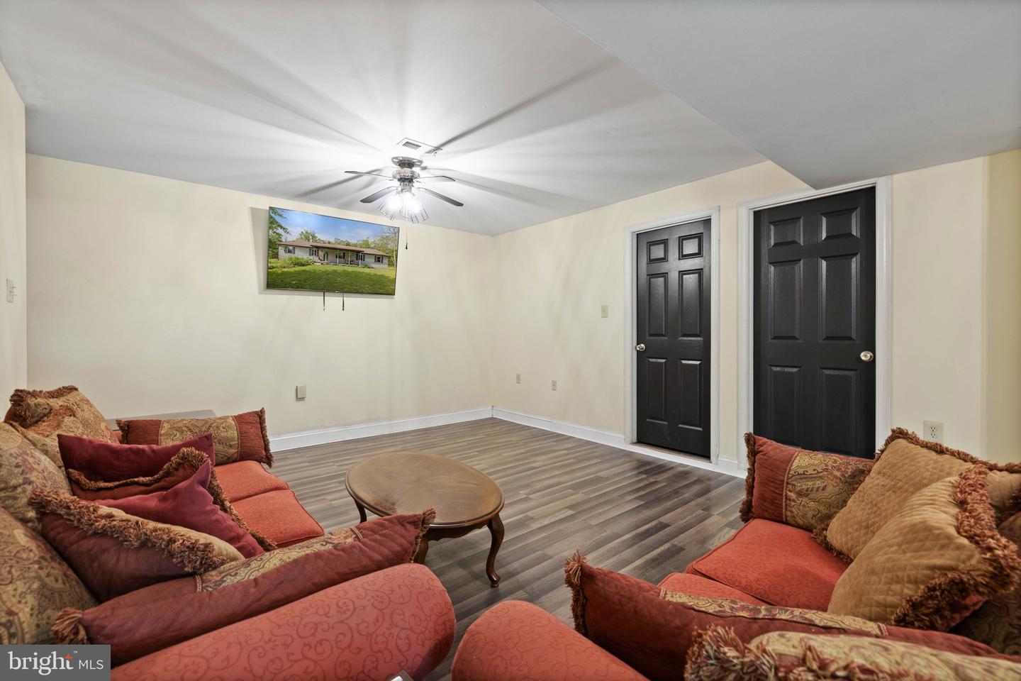 553 MOUNT OF OLIVES TRL, FORT VALLEY, Virginia 22652, 6 Bedrooms Bedrooms, 12 Rooms Rooms,3 BathroomsBathrooms,Residential,For sale,553 MOUNT OF OLIVES TRL,VASH2011692 MLS # VASH2011692
