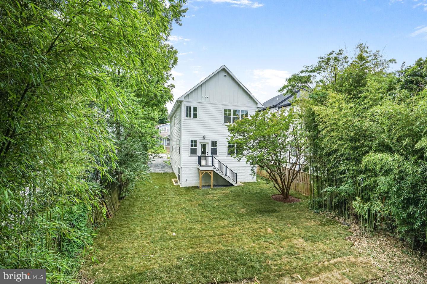 423 N CLEVELAND ST, ARLINGTON, Virginia 22201, 6 Bedrooms Bedrooms, ,5 BathroomsBathrooms,Residential,For sale,423 N CLEVELAND ST,VAAR2059072 MLS # VAAR2059072